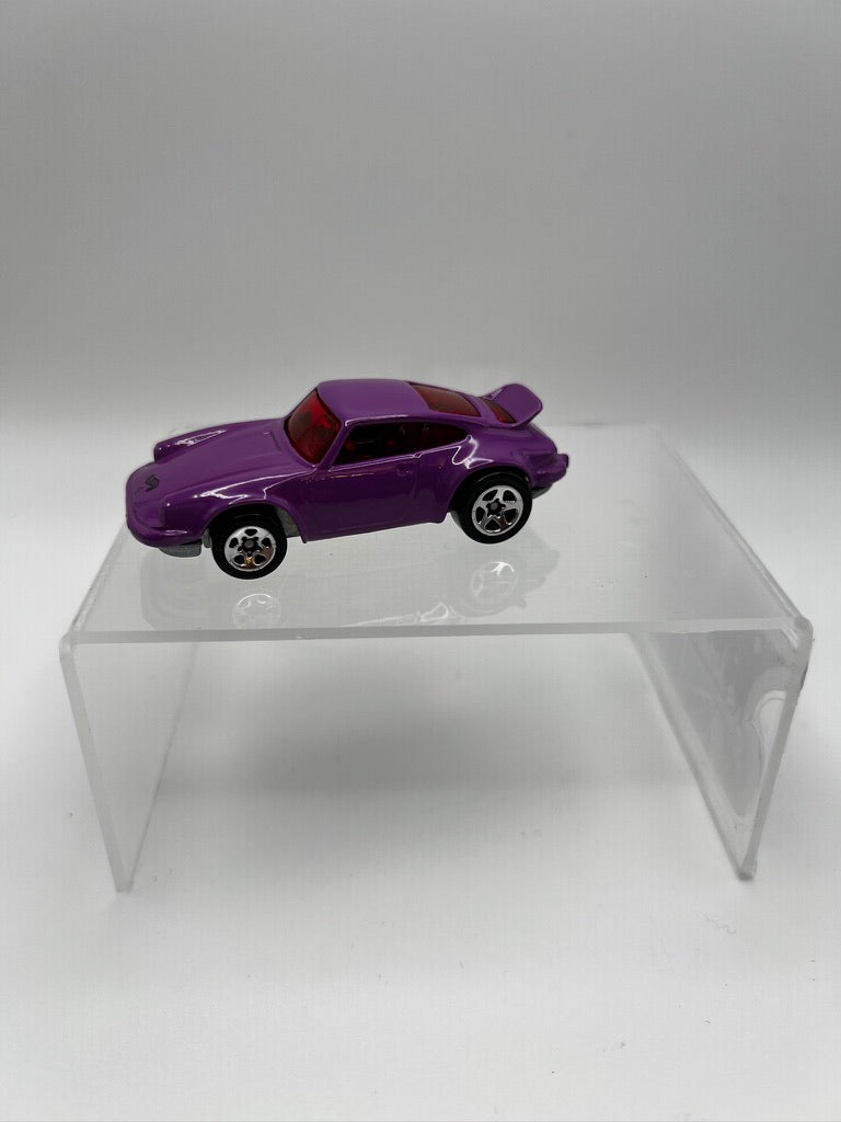 Hot Wheels Toys R Us 10 Car Gift Set Exclusive - Porsche 911 (purple)