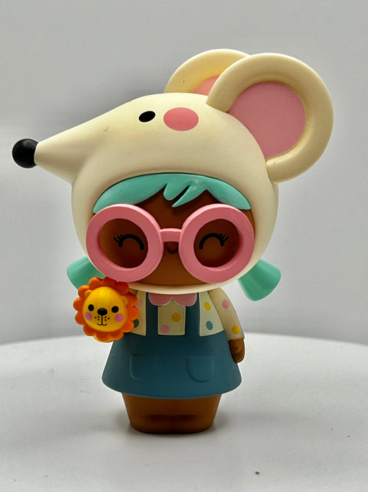 Momiji Book Shop: Farrah Fables