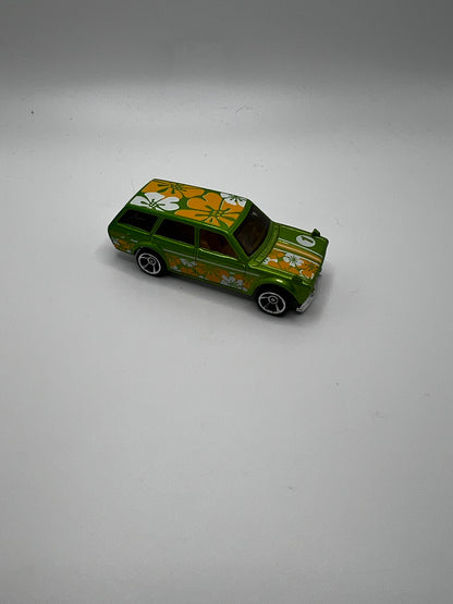 Hot Wheels Mystery Models Series 3 - CHASE #1 Datsun Bluebird 510 Wagon (Green) UNSPUN