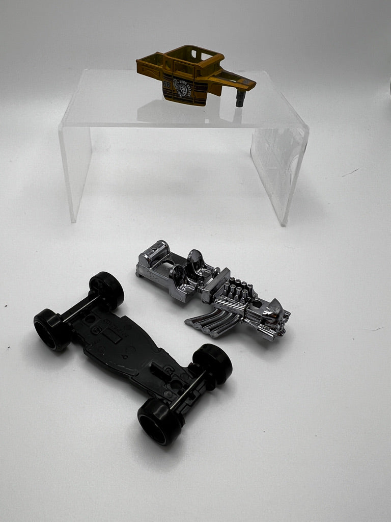 Hot Wheels Dream Garage Bone Shaker (Gold) unspun