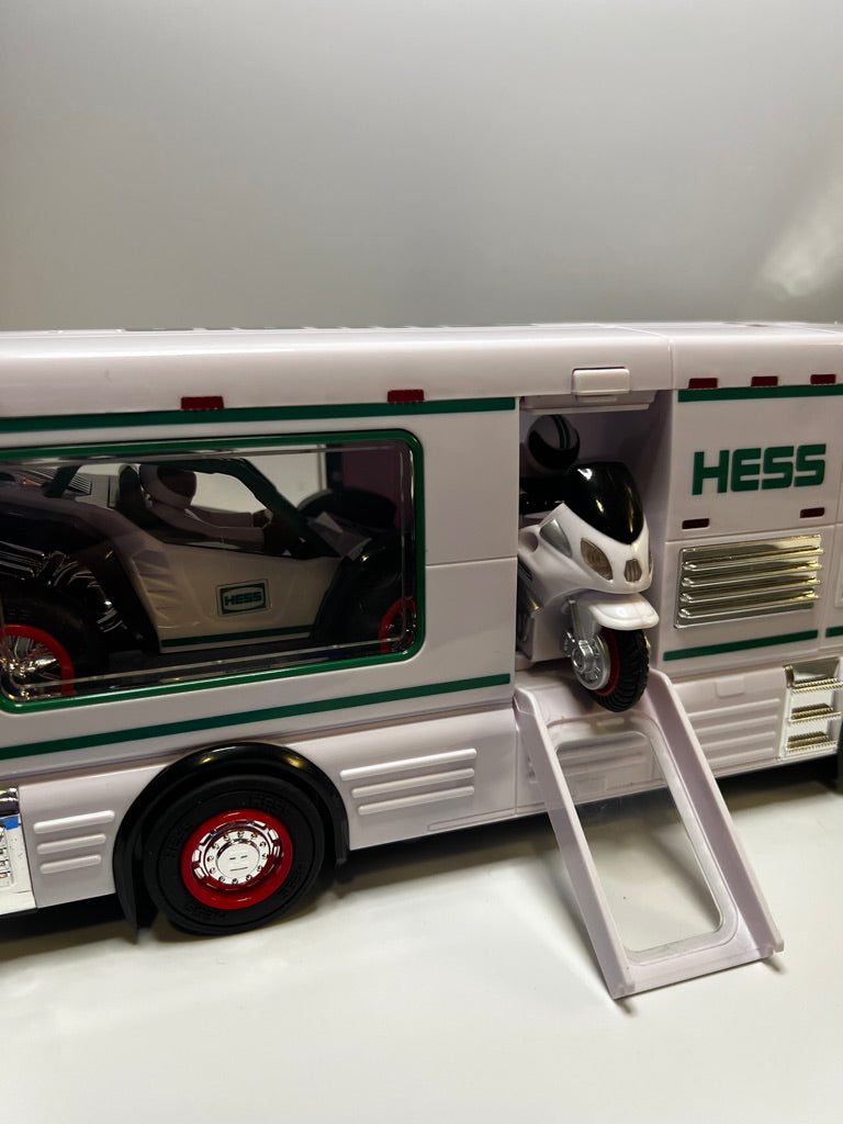 HESS 2018 RV with ATV & Motorbike