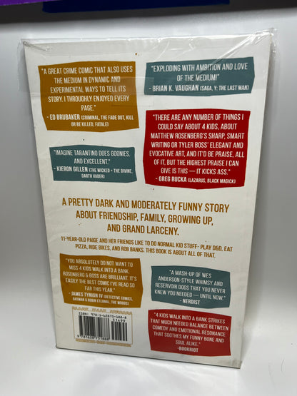 4 Kids Walk into a Bank - Paperback