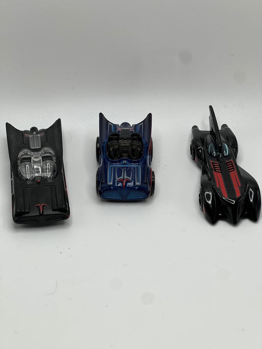 Hot Wheels Batmobile (3 loose)