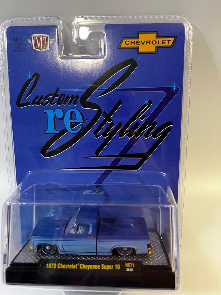M2 Machines - 1973 Chevrolet Cheyenne Super 10 (Electric Blue) (CHASE)