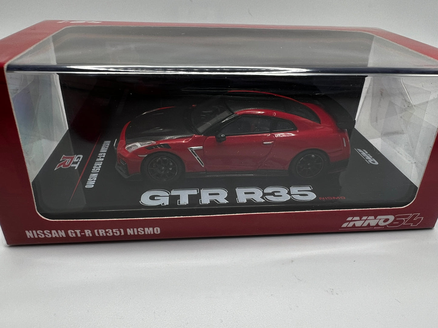 Inno64 - Nissan GT-R (R35) Nismo (Red)