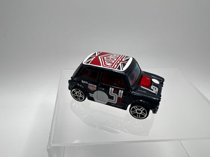 Hot Wheels Nightburnerz Magnus Walker Morris Mini (UNSPUN)