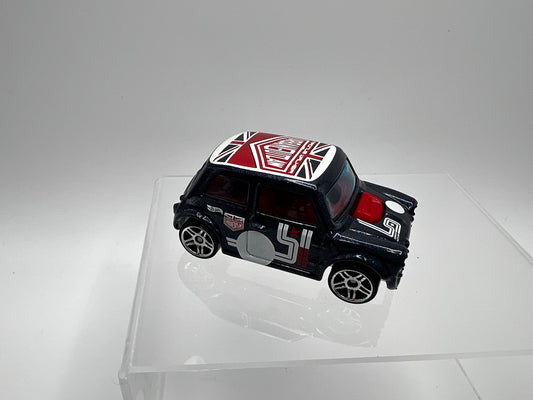 Hot Wheels Nightburnerz Magnus Walker Morris Mini (UNSPUN)