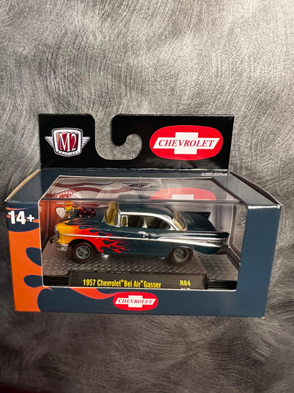 M2 Machines Hurst 1960 VW Fourgon de livraison (Hurst Power Flowers)