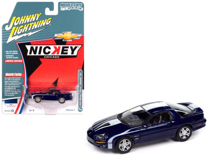 Johnny Lightning - John Wick - Chevrolet Chevelle SS 1970 (poliéster verde bosque)