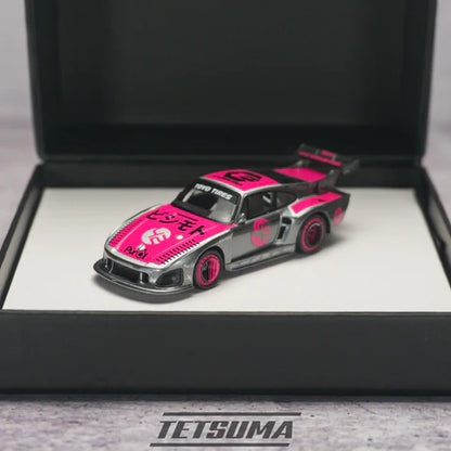 TETSUMA: BISIMOTO INGENIERÍA 935 K3V EVMOTO ESCALA 1:64 (#215/1000)