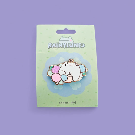Rainylune Collectible Pin - Hydrangea Hangout Pin
