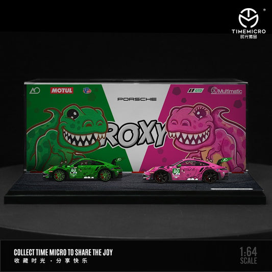 TimeMicro Porsche 992 Tyrannosaure « Roxy &amp; Rexy » (2 pièces avec diorama rose et vert) 