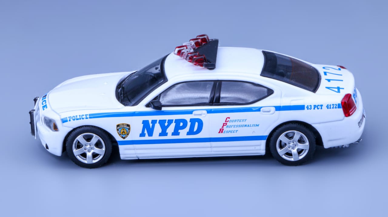 Rollin Emergency Vehicle Series - 2008 Dodge Charger (NYPD)