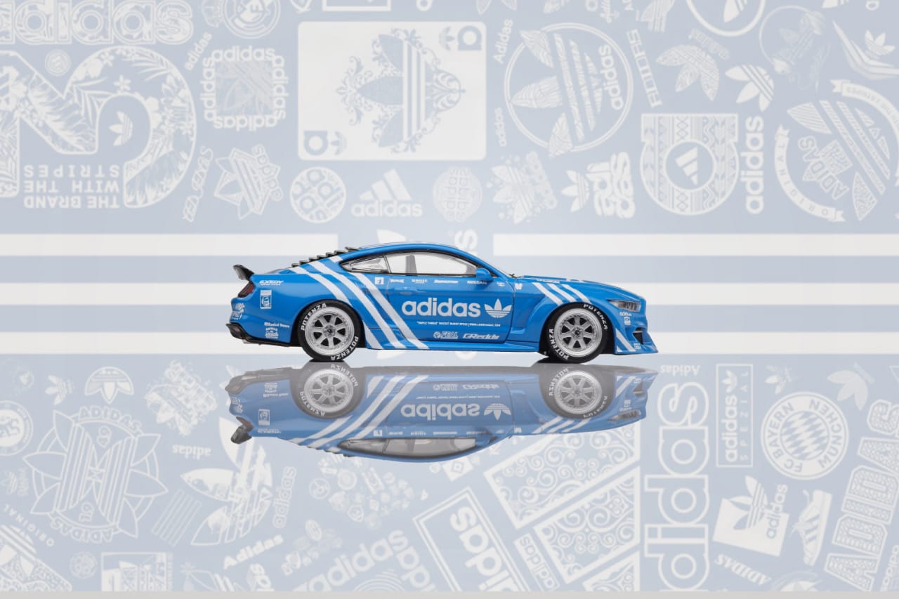 (PREORDER) Liberty64 Ford Mustang Wide-Body Lowside (Adidas Livery)