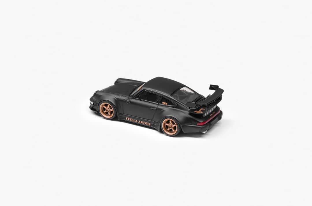 MMC RWB930 Bleu Chromé (Queue de Canard) 