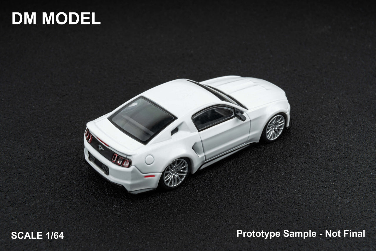 (PREORDER) DM Model Ford Mustang 2014 Wild Horse Modified (White)