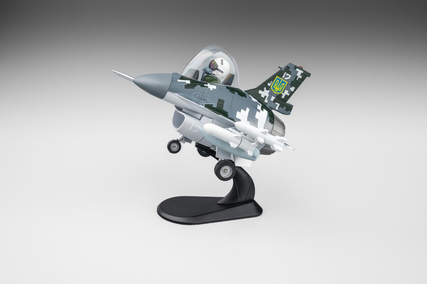 (PREORDER) Fortune Leopard Fighter Jet Q version QF16 (Camouflage)