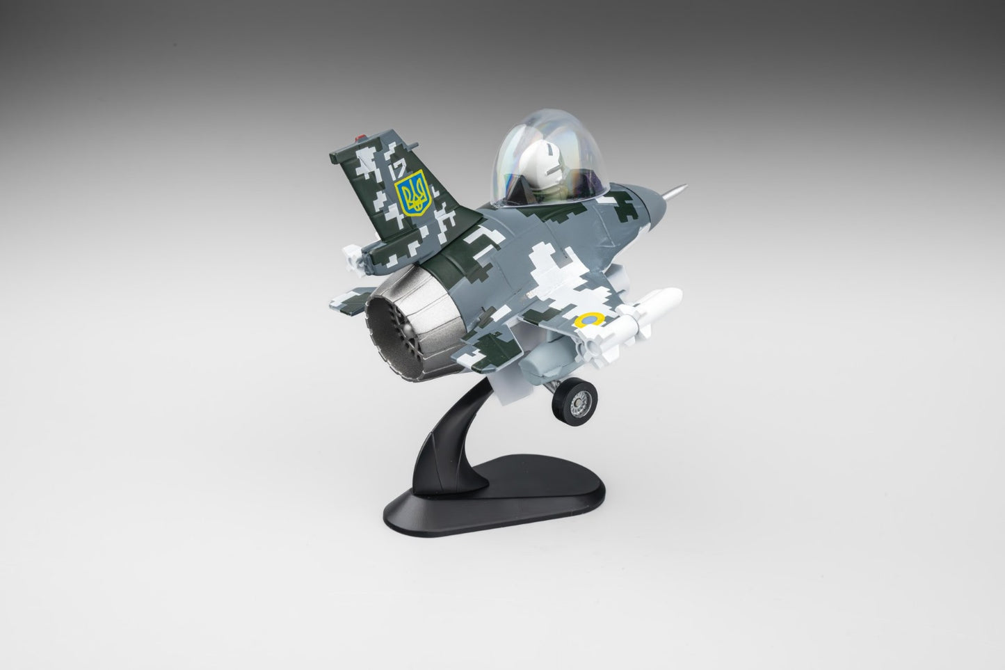 (PREORDER) Fortune Leopard Fighter Jet Q version QF16 (Camouflage)