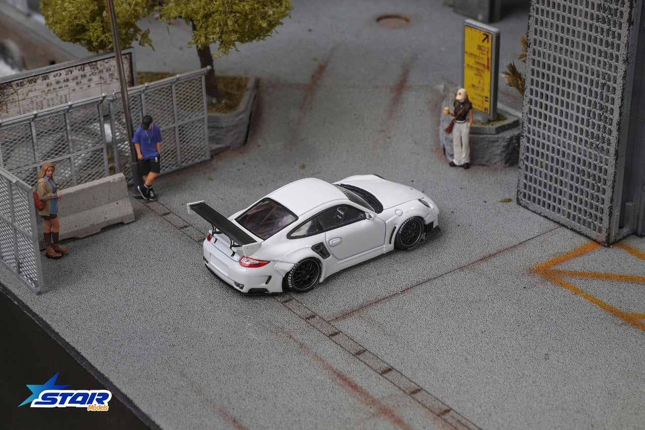 DCM Modificado Audi RS6 (plata/gris) 