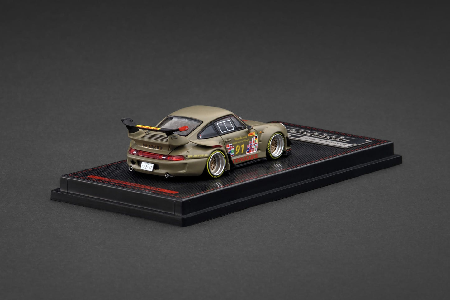(PREORDER) Ignition Model Porsche RWB993 (Matte Green)