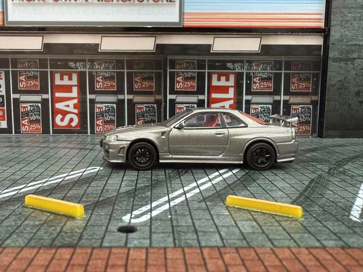 (PREORDER) DM MODEL Nissan Skyline GT-R R34 (RHD) Dark Metal Grey