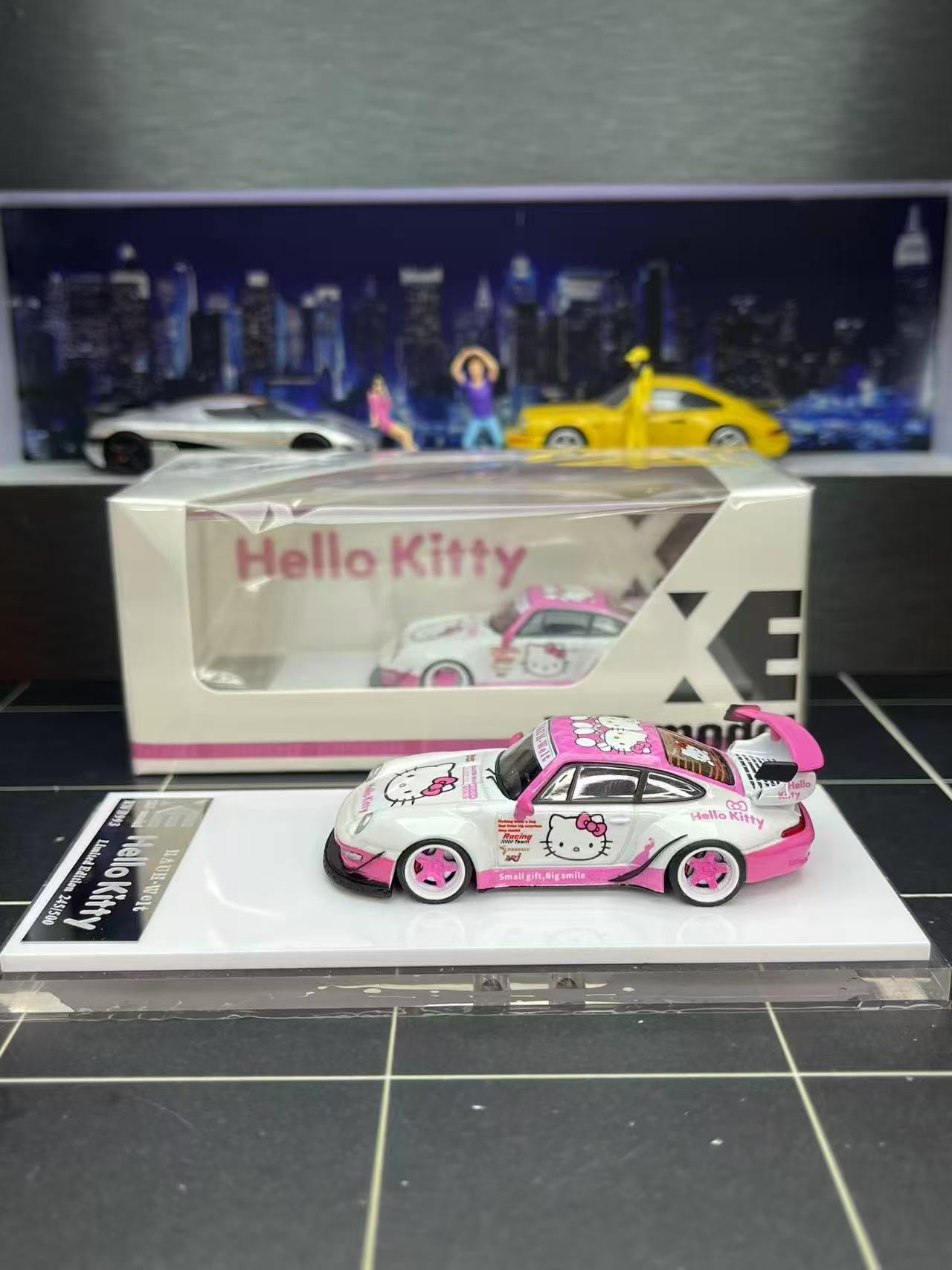 (PREORDER) XKE Porsche RWB 993 (Hello Kitty Livery)