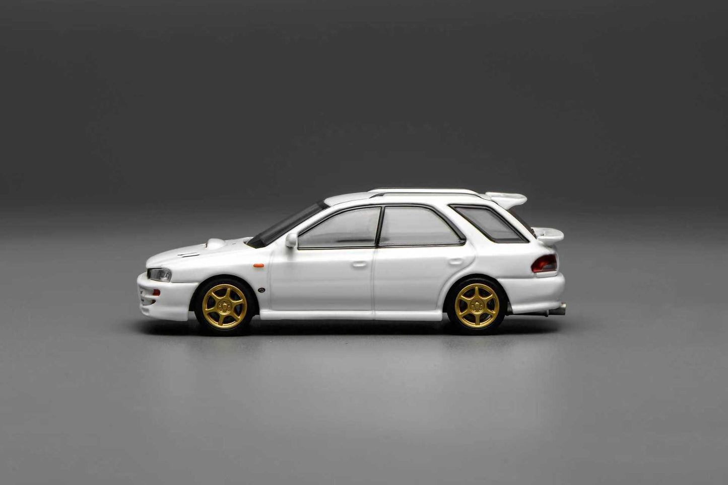 (PREORDER) Motorhelix Subaru lmpreza Wagon WRX STi Version VI (Pure White)