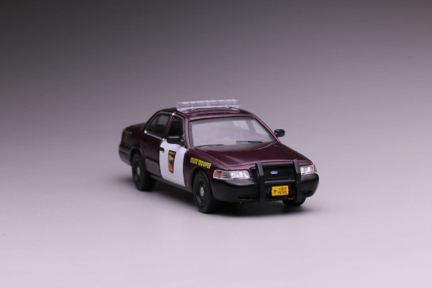 (PREORDER) 596 Diecast Ford Crown Victoria CV - Minnesota State Constable