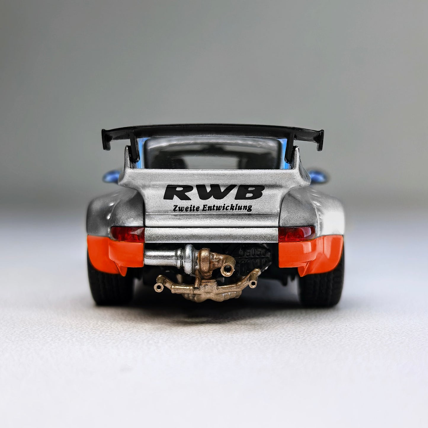 (PREORDER) Model Model Porsche RWB 964 Ichiban Boshi #8