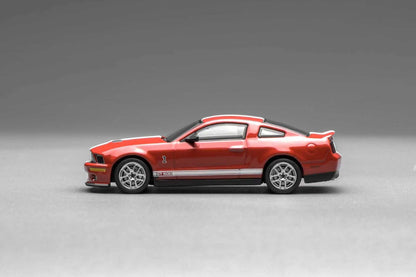 (PREORDER) GreenLight & Motorhelix Ford Mustang Shelby GT500 2007 (Red)
