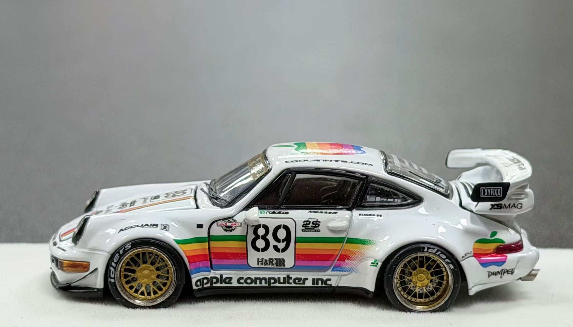 PGM Porsche RWB 964 (White Apple 89#) – Gotham Library