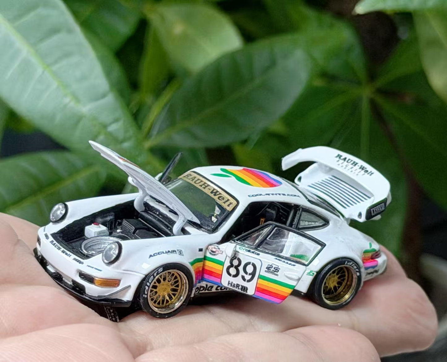 POPRACE 992 Stinger GTR (Oro)