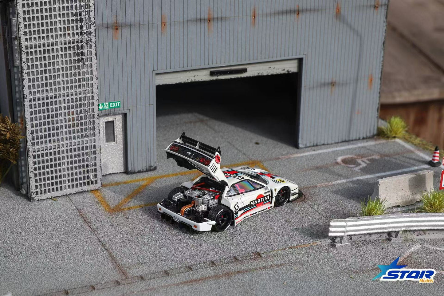 (PREORDER) Star Models Supercar F40 LB-Works Wide-Body Modified (Martini 23# Ordinary)