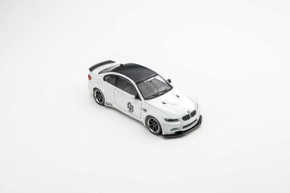 (PREORDER) Fine Model LB Modified BMW M3 E92 (Pearl White)