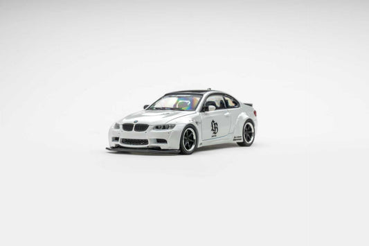 (PREORDER) Fine Model LB Modified BMW M3 E92 (Pearl White)