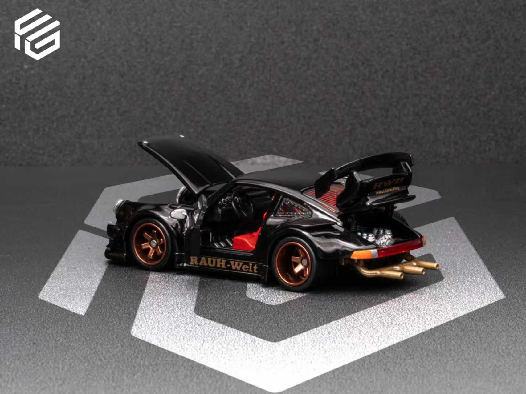 PREORDER) FG Porsche RWB 930 Fully Open (Black) – Gotham Library