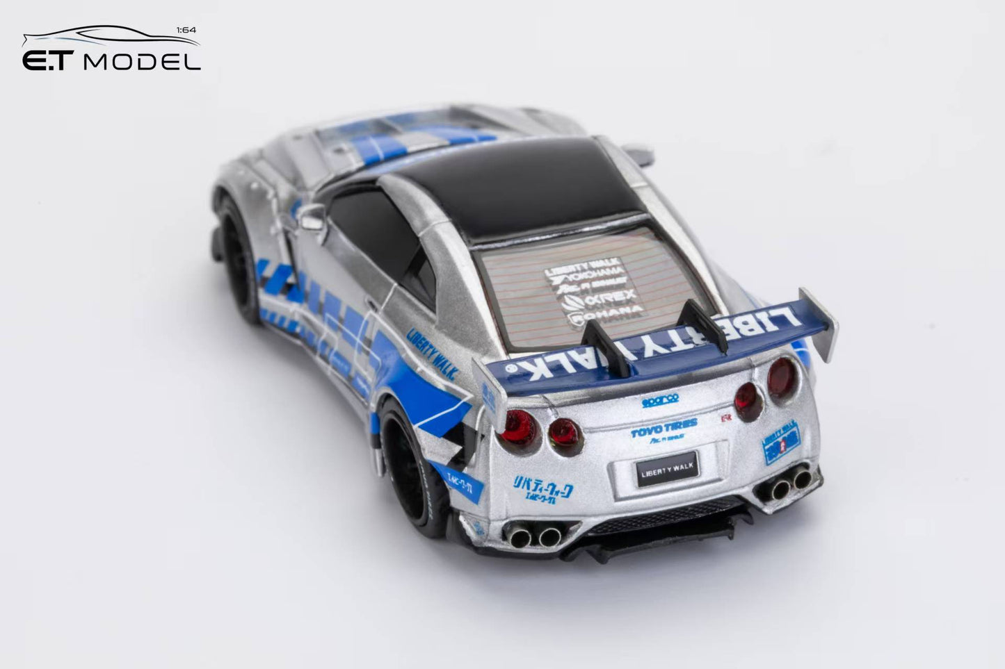 (PREORDER) ET Model x Model Collect GT-R R35 LB Widebody Modified 1.5 Version (FNF Silver Blue)