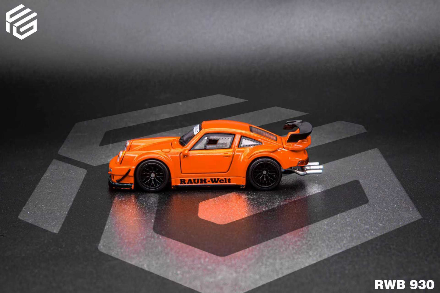 (PREORDER) FG*TPC Custom Edition Porsche RWB930 (Metallic Orange)
