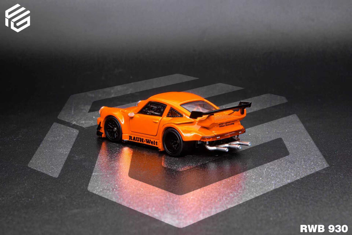 (PREORDER) FG*TPC Custom Edition Porsche RWB930 (Metallic Orange)