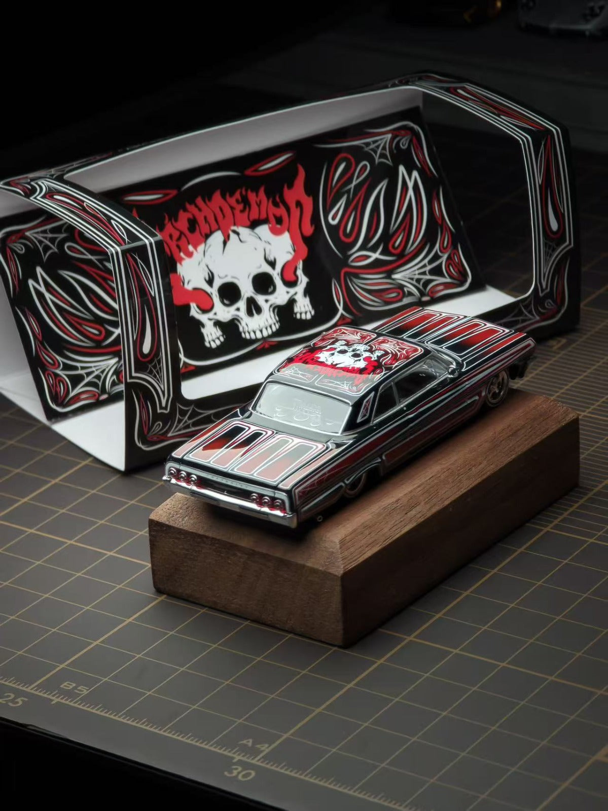 (PREORDER) 97M - 1964 Chevrolet Impala Special Edition "Day of the Dead"