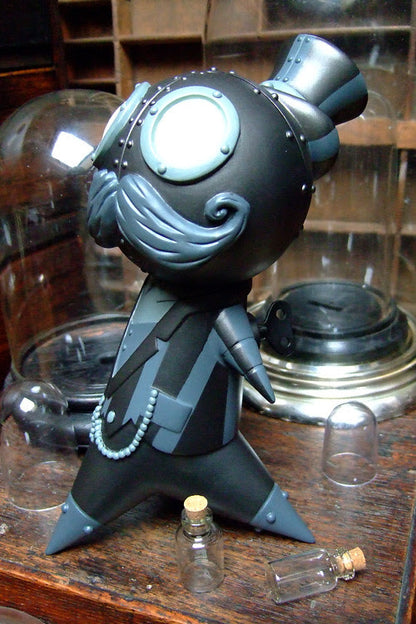 Humphrey Mooncalf (Nocturnal Edition) by Doctor A.