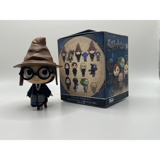 Funko Mystery Minis Harry Potter with sorting hat