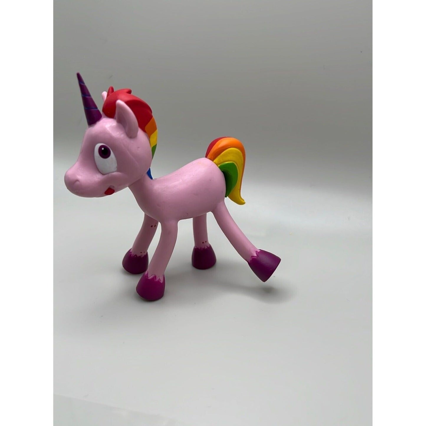 Bendable unicorn figure