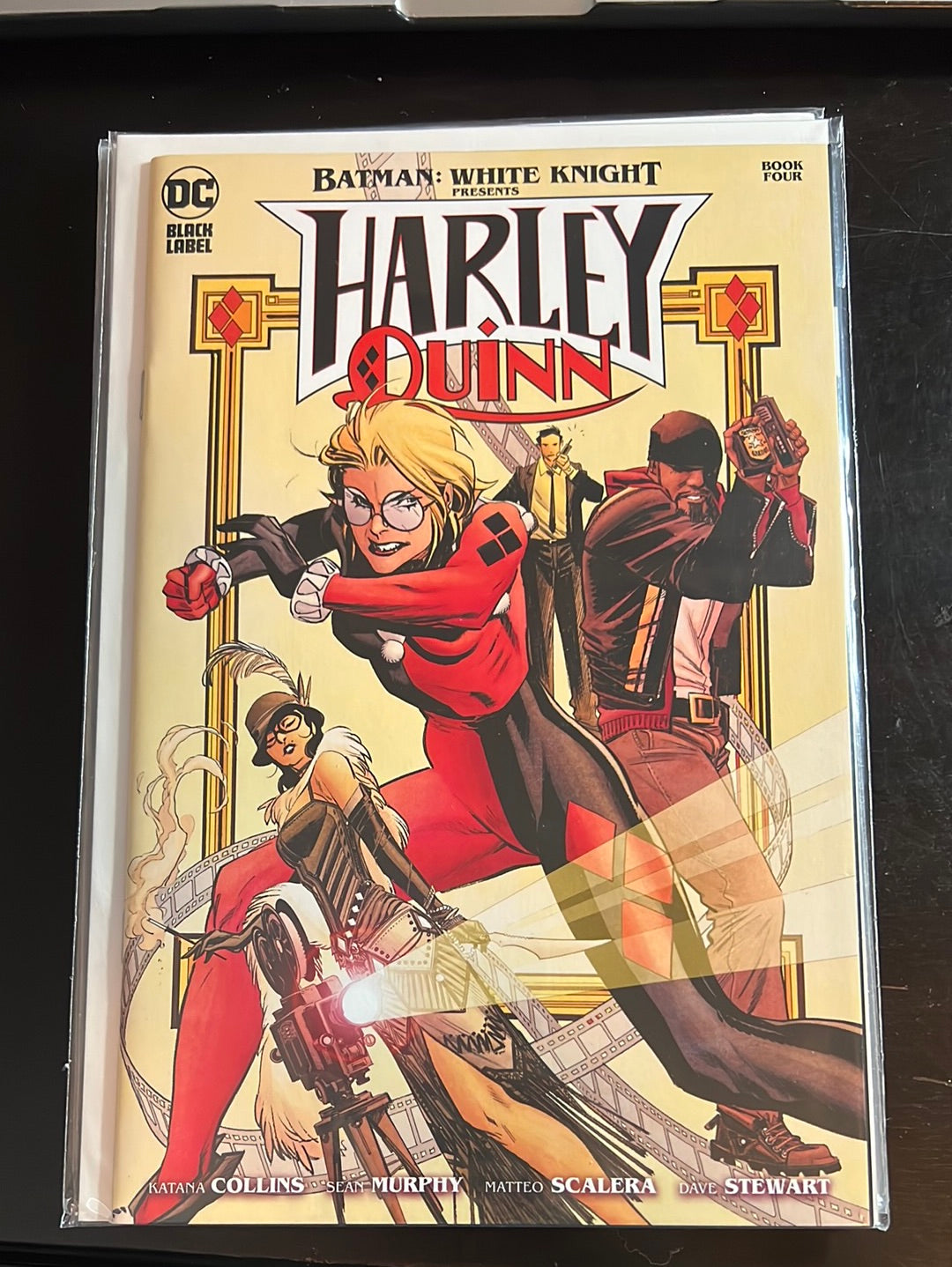 Harley Quinn - DC Comic Book series (various) - Individual issues