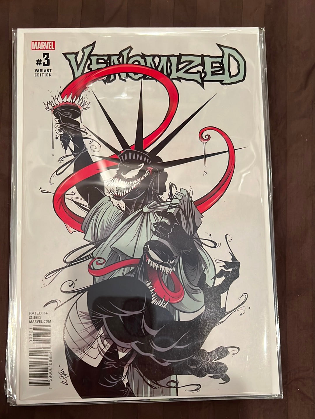 Venom Runs and variant covers/titles