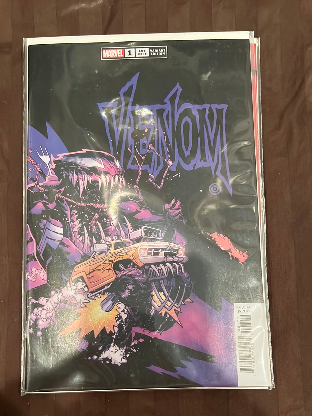 Venom Runs and variant covers/titles