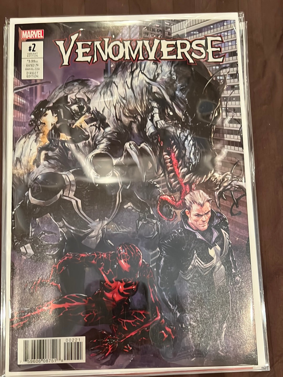 Venom Runs and variant covers/titles