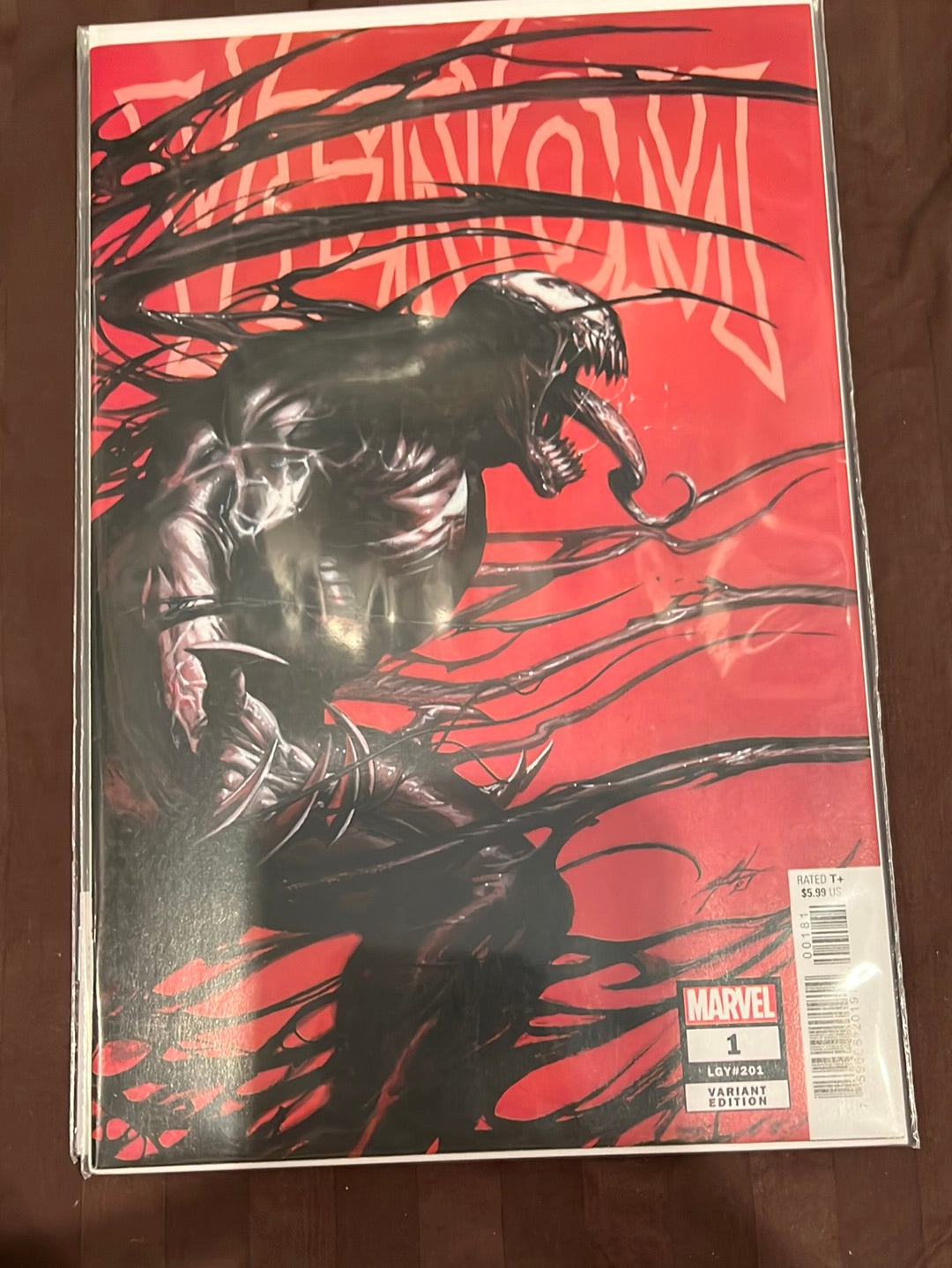 Venom Runs and variant covers/titles